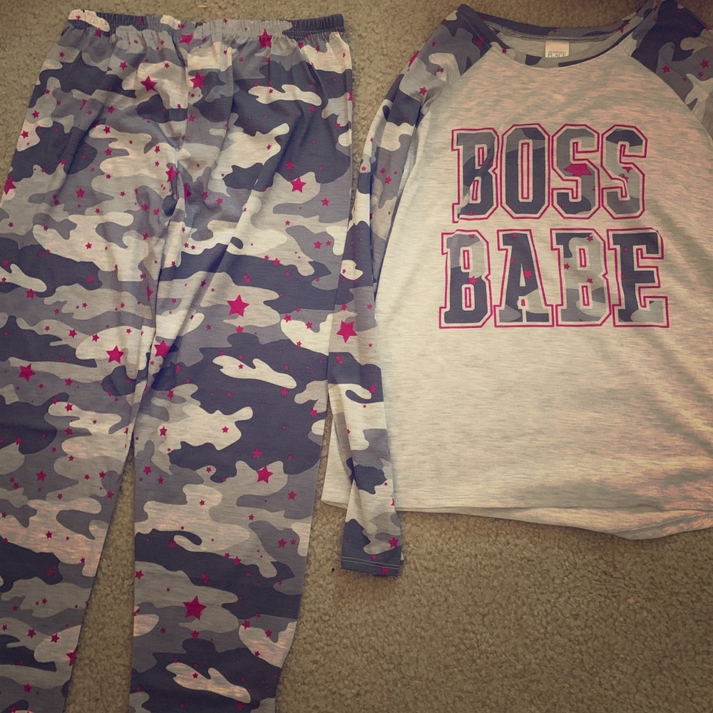 Girl’s pajama set